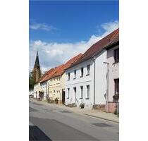 2-Zimmer-Dachgeschosswohnung - 260,00 EUR Kaltmiete, in Burg Stargard (PLZ: 17094)