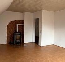 Renovierte 4 Zimmer Wohnung - 700,00&nbsp;EUR Kaltmiete, ca.&nbsp; 90,00&nbsp;m&sup2; in Gummersbach (PLZ: 51643)