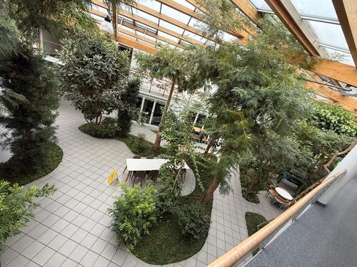 Foto - Moderne Büroräume zu vermieten – in attraktiver, grüner Umgebung