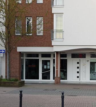 Foto - Ladenlokal mit 3 Stellplätzen in Fußgängerzone zu vermieten