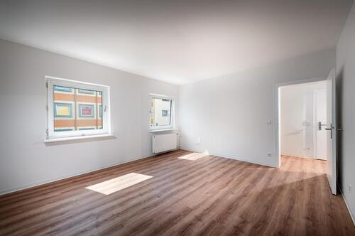 Foto - Direkt vom Eigentümer: modern sanierte Etagenwohnung im Zentrum