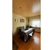 Erdgeschosswohnung mit 96,5 m² in Limeshain zu verkaufen