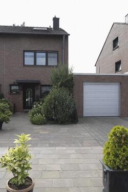 Foto - Einfamilienhaus-Doppelhaushälfte in Kaarst-Vorst
