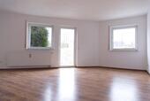 Foto - 4-Zimmer-Wohnung mit eigenem Garten und Parkplatz in ruhiger Lage