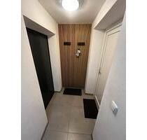 Neue 3-Zimmer Souterrain Wohnung 60qm - Bruckberg