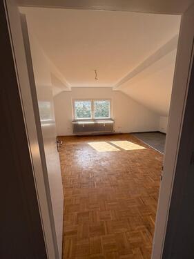 Foto - Helle 2,5 Zi Wohnung, renoviert und bezugsfertig