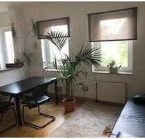 ruhige DG Wohnung mit EBK im Jugendstielhaus - Dortmund