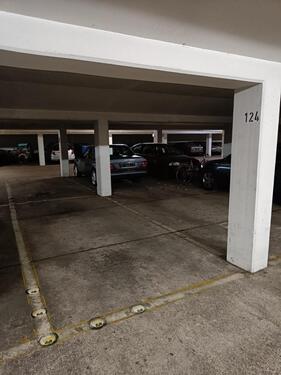Foto - Tiefgaragenstellplatz in gepflegter Anlage zu vermieten