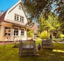 Villa Bahnhoftraum in Alleinlage und Topzustand, Luxusferienvilla - Braunfels