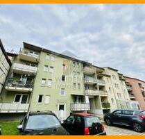 Idyllisch wohnen im Zentrum von Weida. 2 Raum 2. OG-Wohnung mit Balkon. Bad mit Wanne.