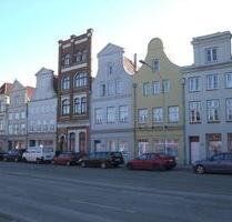 Achtung, traumhafte 2-Zimmer-Wohnung mit einer super Dachterrasse und sofort anmietbar! - Lübeck Innenstadt