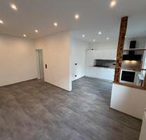 Schöne helle 2ZKB in City Zentrum, Erstbezug nach Kernsanierung - Kaiserslautern Betzenberg