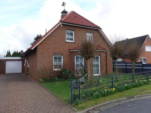 Foto - Gepflegtes Einfamilienhaus in Sackgassenlage und neuer Heizung