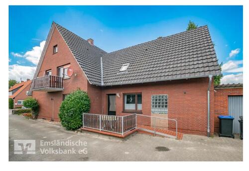 Foto - Vier Zimmer zu vermieten - 800,00 EUR Kaltmiete,