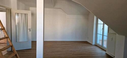 Foto - 2 Zimmer Dachgeschoßwohnung zur Miete in Karlskron