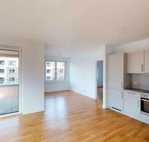 Ruhige Lage in Karlshorst mit 3 Zimmern Balkon und Einbauküche - Berlin Lichtenberg