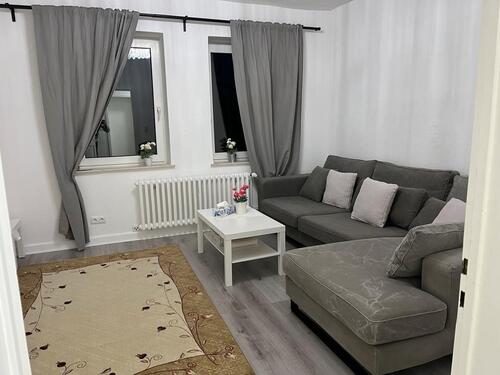 Foto - Möblierte 3-Zimmer-Wohnung mit Keller & Dachbodenabteil