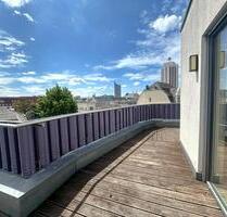 Zentrale 3-Raum-Mietwohnung im Dachgeschoss in Leipzig Zentrum-Ost – Wentzel Dr.