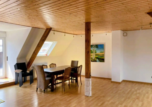 Foto - 3 Zimmer Dachgeschoßwohnung zur Miete in Hettenleidelheim