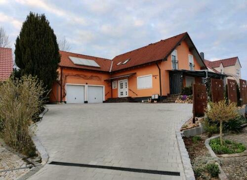 Foto - Neuwertige 91m² 3 Zimmer-Wohnung mit 26m² Split-Level-Studio Loft