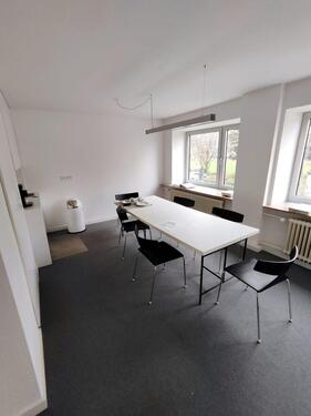 Foto - CO-Working Flächen verfügbar - direkt am Rhein