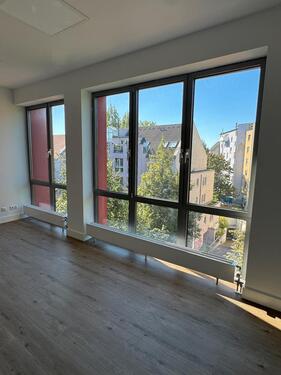 Foto - Work Different: 236 m² Büro im Erstbezug, jung & stylish – 13 Min. zum Alex