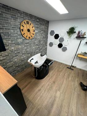 Foto - Friseursalon in 56244 Zürbach zu vermieten