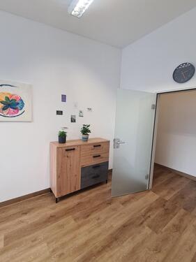 Foto - Praxisraum zur Miete - 50,00&nbsp;EUR Kaltmiete,
