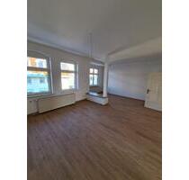 schöne geräumige 3 Raumwohnung in Zentrumsnähe zu vermieten - Burg