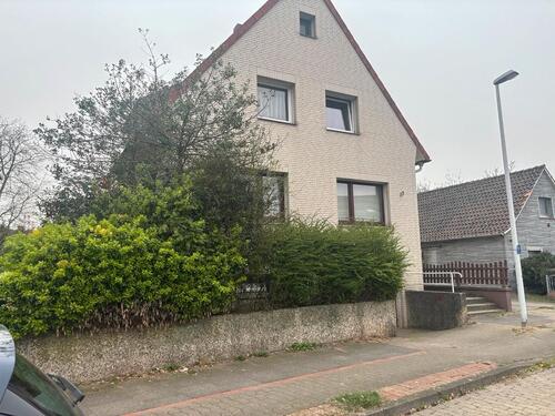 Foto - Familienfreundliches 2-Familienhaus in guter Lage