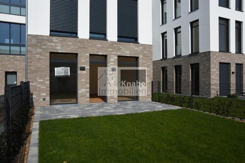Foto - Neubau-Highlight mit Südterrasse, Gartenstück & eigenem Eingang!