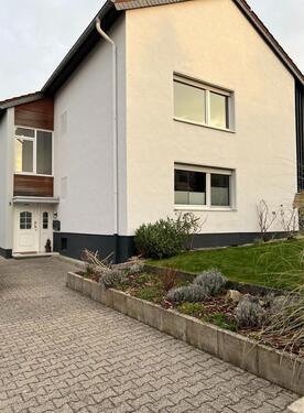 Foto - Sanierte 3,5 Zimmerwohnung in KH-Süd mit EBKGartenGarage