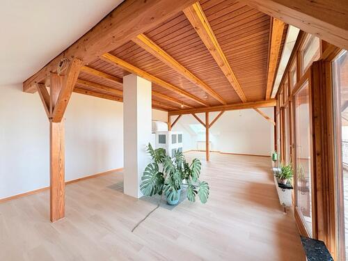 Foto - 3 Zimmer Dachgeschoßwohnung in Weimar (Lahn)