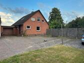 Foto - Familienfreundliches Einfamilienhaus mit großem Grundstück