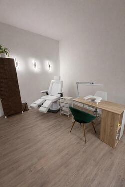 Foto - Arbeitsplatz für Nageldesignerin im Stadtzentrum zu vermieten