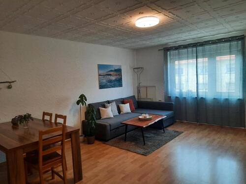 Foto - BESCH. LESEN 2-Zimmer-Wohnung Stuttgart-Bad Cannstatt ab 01.09.