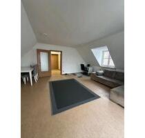 Schönes 2 Zimmer DG Wohnung ab 1 Mai - Rottenburg an der Laaber