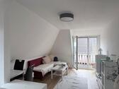 Foto - Zwei Zimmer Wohnung mit Balkon, gerne mit Möbeln abzugeben.