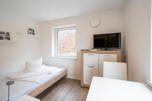 Foto - Möbiliertes Einzimmer-Apartment NESKurhausstraße