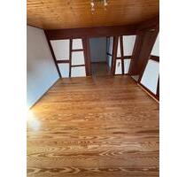 Helle 3 Zimmer Wohnung in Hallgarten mit Garage - Oestrich-Winkel