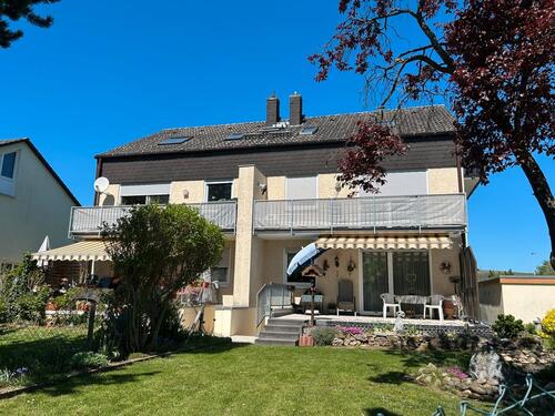 Foto - Gemütliche Dachgeschosswohnung mit Dusche und Balkon