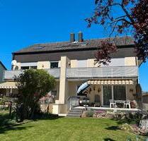 Gemütliche Dachgeschosswohnung mit Dusche und Balkon - Bingen am Rhein