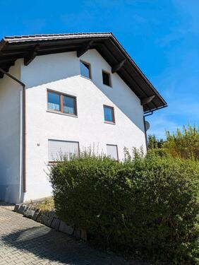 Foto - Modernisierte 3-Zimmer-Erdgeschosswohnung mit Garten und Terrasse
