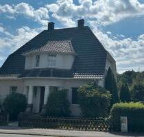Großes Grundstück in Bestlage, Haus in Menden zu verkaufen - Menden (Sauerland)