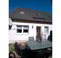 DHH in Lauter mit Garten u. Garage. + Baugrundstück nebenan!!!!