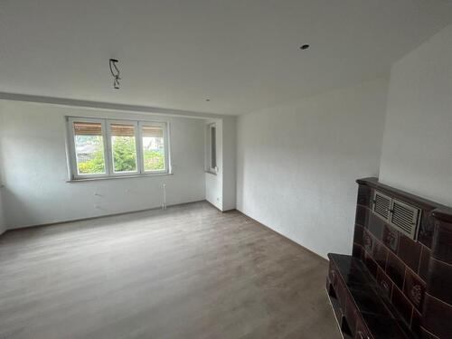 Foto - ERSTBEZUG 4 ZKB Einbaukücbe Erdgeschoss mit Balkon 66497 Contwig