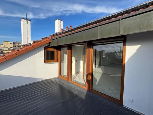 Foto - Schöne 2-ZKB DG in Ladenburg - 1.155,00&nbsp;EUR Kaltmiete, ca.&nbsp; 92,39&nbsp;m&sup2;