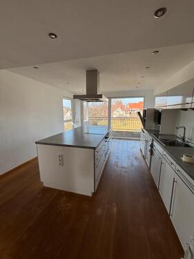 Foto - Moderne 4 Zimmer Wohnung mit Balkon & traumhaftem Weitblick