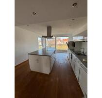 Moderne 4 Zimmer Wohnung mit Balkon & traumhaftem Weitblick - Hausen ob Verena