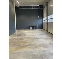 Moderne Gewerbehalle Werkstatt mit eigenem Büro - Schwetzingen